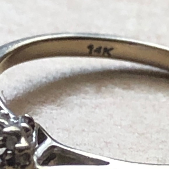 Heart Shape Genuine Diamond 14K White Gold… - Picture 10 of 15